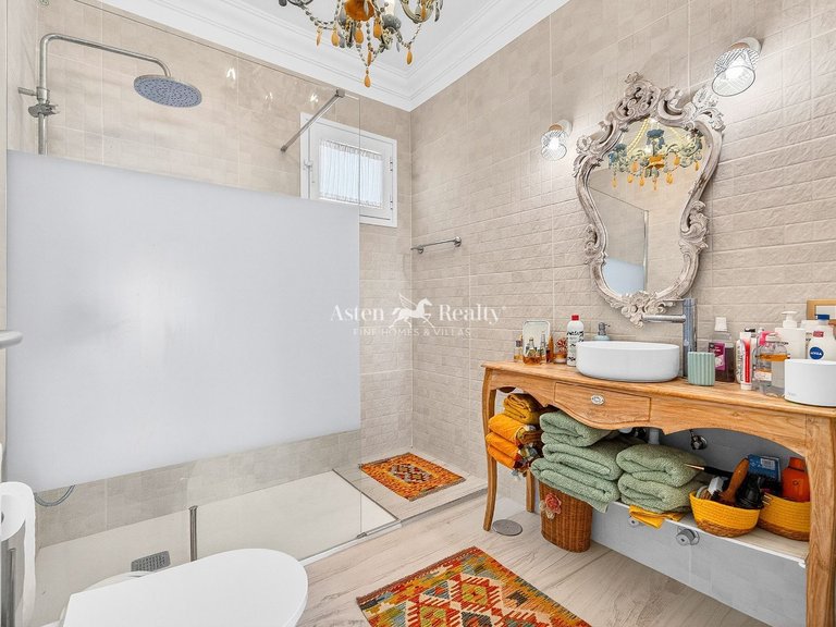 Villa for Sale in Guia De Isora, Tenerife 22