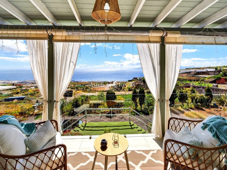 Villa for Sale in Guia De Isora, Tenerife 27