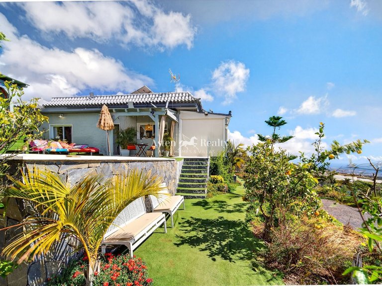 Villa for Sale in Guia De Isora, Tenerife 36
