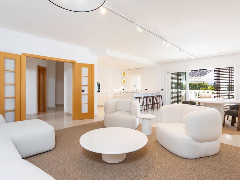 Villa for Sale in La Caleta, Tenerife 16