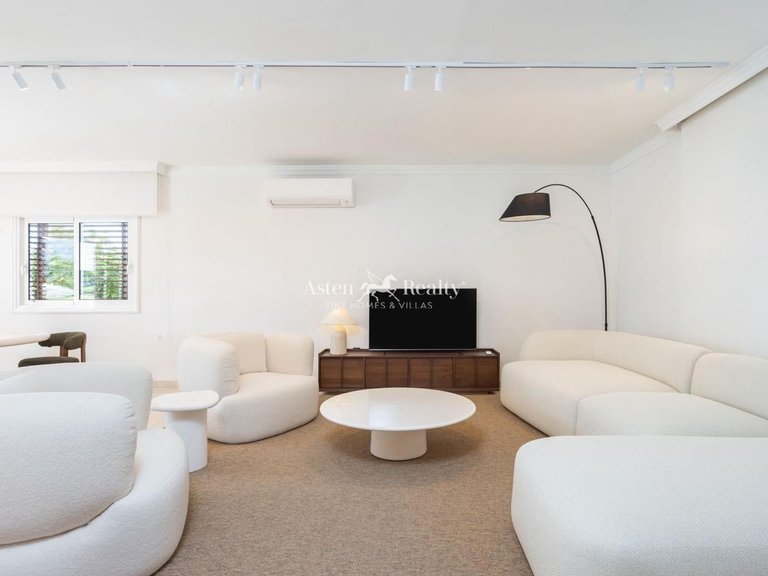 Villa for Sale in La Caleta, Tenerife 24