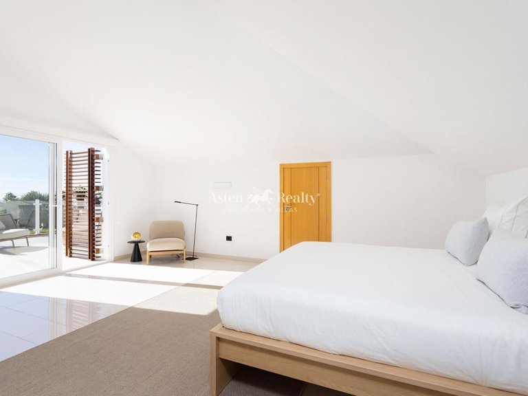 Villa for Sale in La Caleta, Tenerife 25