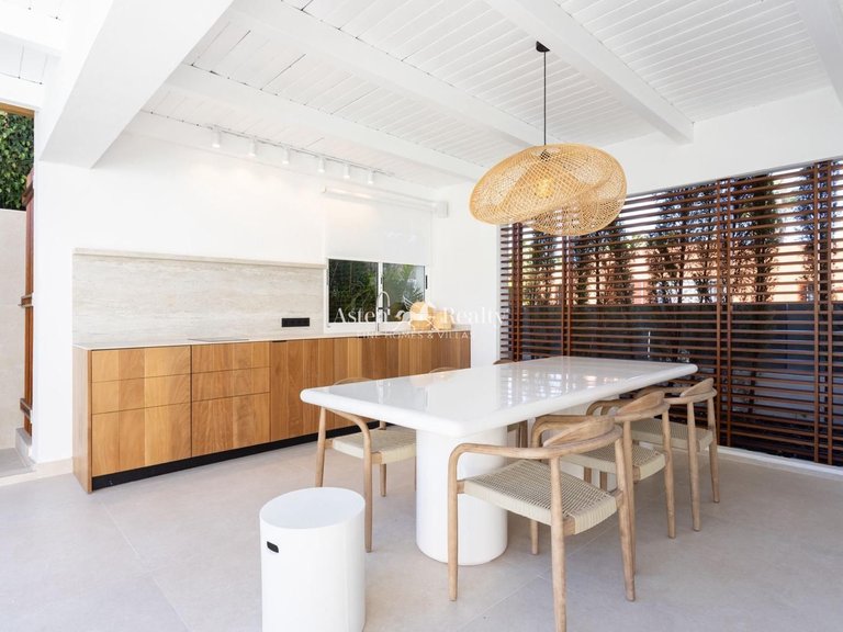 Villa for Sale in La Caleta, Tenerife 34