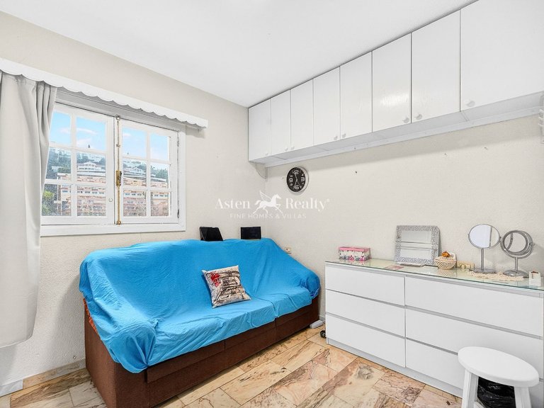 Apartment for Sale in San Eugenio Alto, Tenerife 13