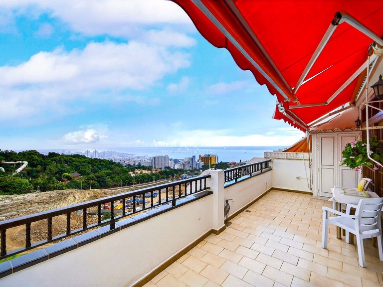 Apartment for Sale in San Eugenio Alto, Tenerife 2