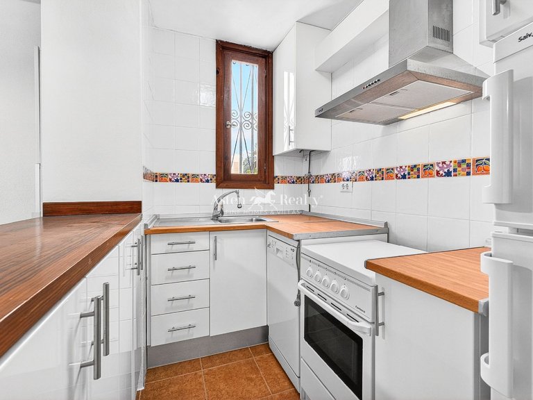 Apartment for Sale in Playa De Las Américas, Tenerife 7