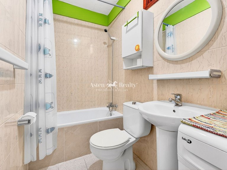 Apartment for Sale in Playa De Las Américas, Tenerife 13