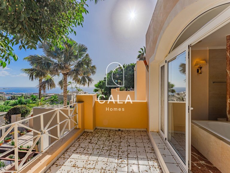Villa for Sale in La Caleta, Tenerife 3
