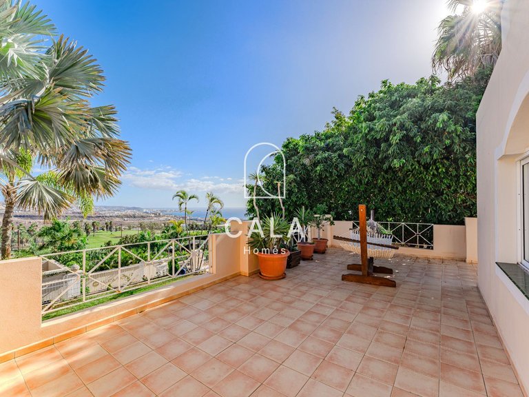 Villa for Sale in La Caleta, Tenerife 21