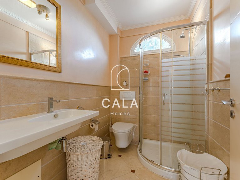 Villa for Sale in La Caleta, Tenerife 23