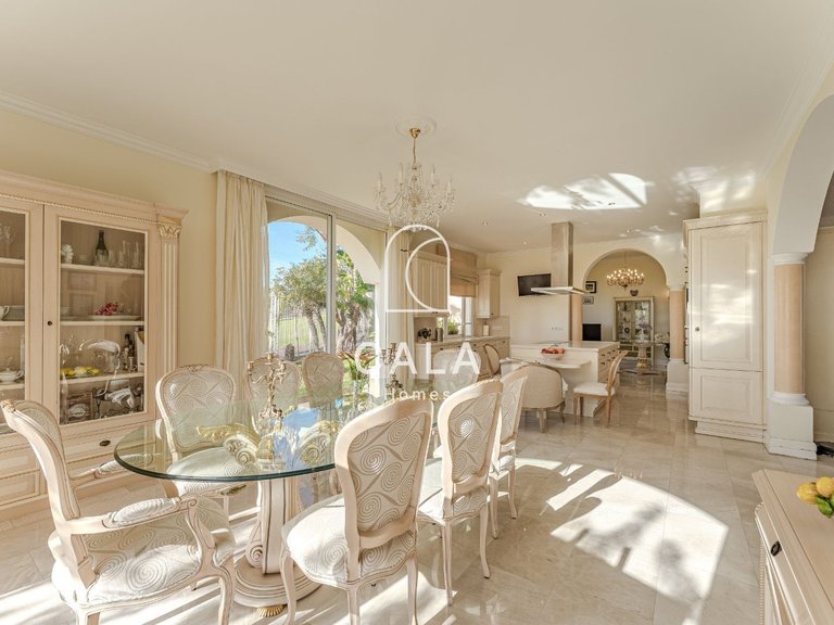 Villa for Sale in La Caleta, Tenerife 38