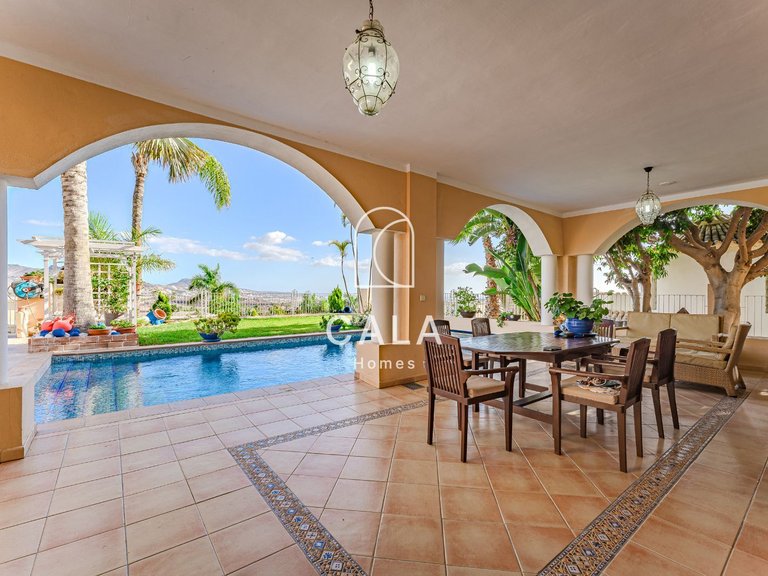Villa for Sale in La Caleta, Tenerife 46