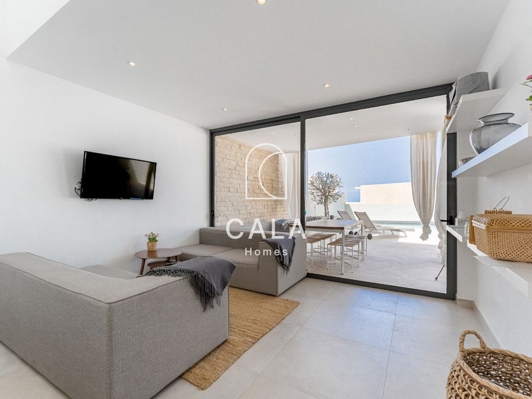 Villa for Sale in La Caleta, Tenerife 9