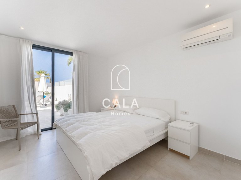 Villa for Sale in La Caleta, Tenerife 14