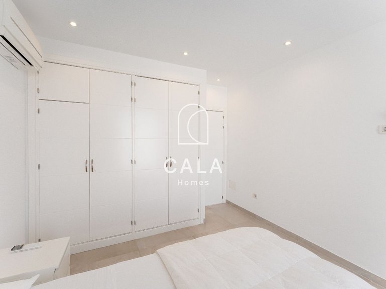 Villa for Sale in La Caleta, Tenerife 17