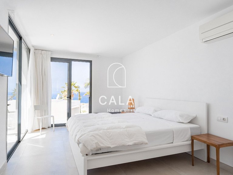Villa for Sale in La Caleta, Tenerife 26