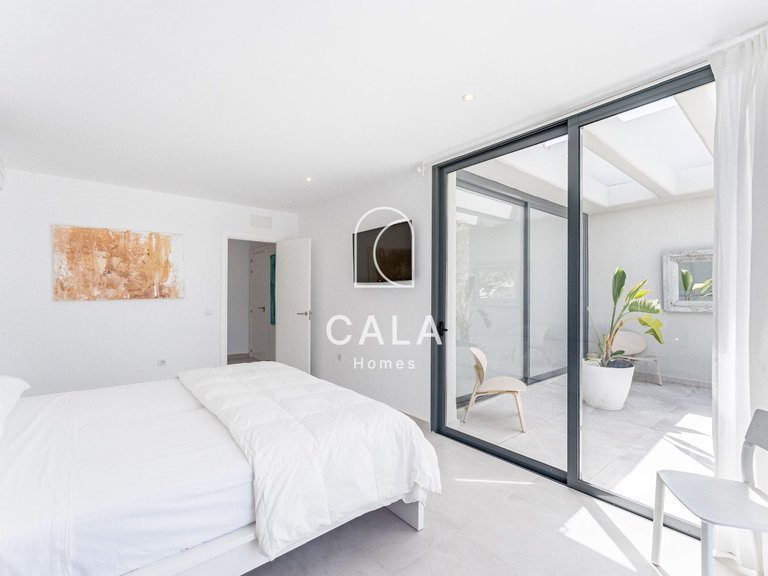 Villa for Sale in La Caleta, Tenerife 29