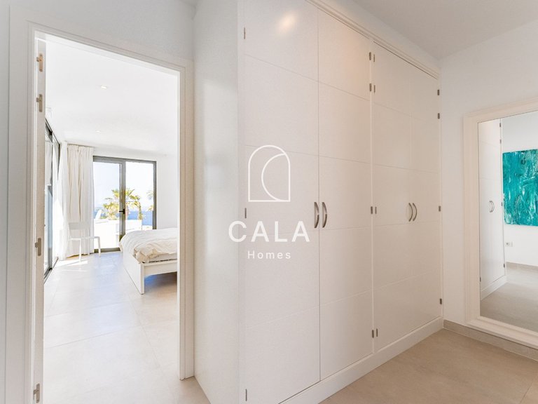 Villa for Sale in La Caleta, Tenerife 31