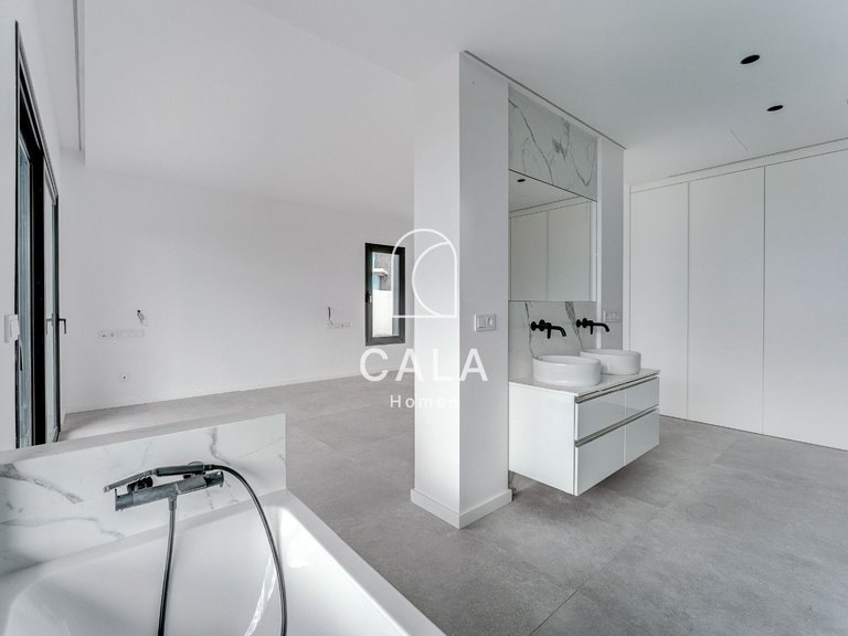 Villa for Sale in Abama, Tenerife 18