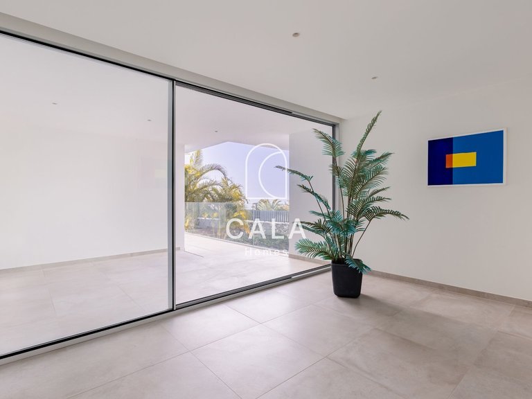 Villa for Sale in Abama, Tenerife 28