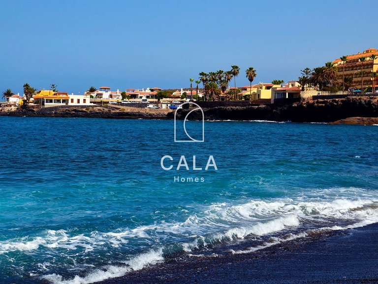 Villa for Sale in La Caleta, Tenerife 2