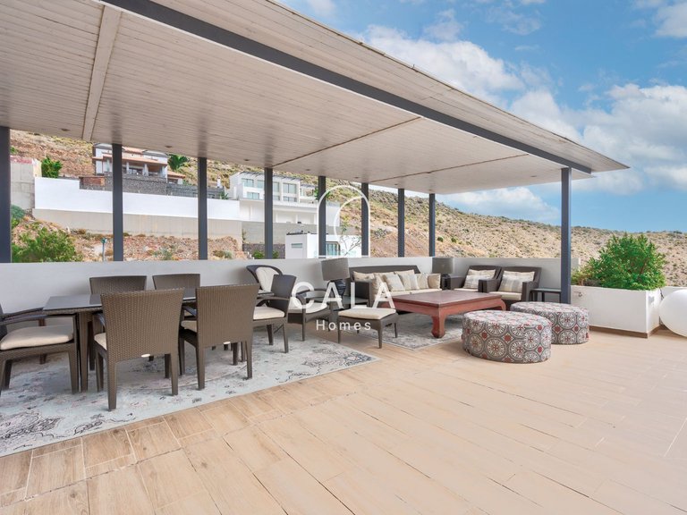 Villa for Sale in Costa Adeje, Tenerife 5