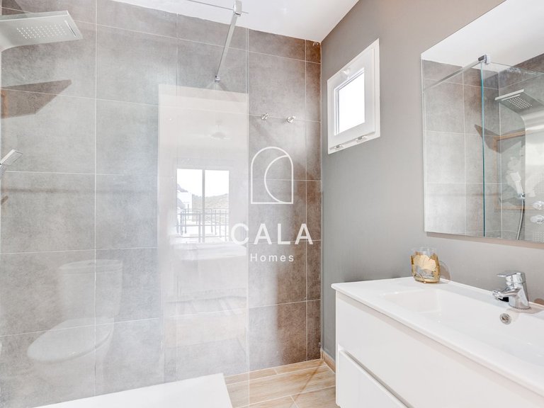 Villa for Sale in Costa Adeje, Tenerife 42