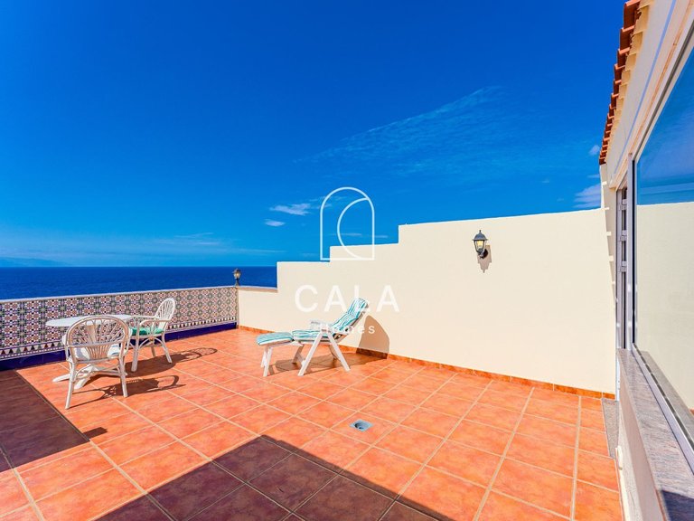 Penthouse for Sale in Callao Salvaje, Tenerife 5