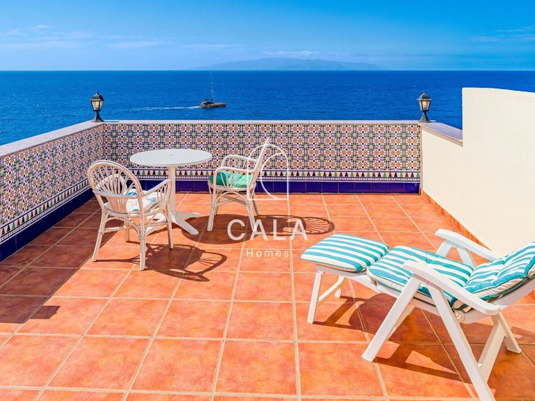 Penthouse for Sale in Callao Salvaje, Tenerife 7
