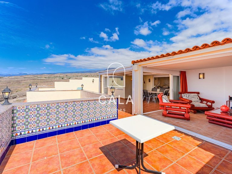 Penthouse for Sale in Callao Salvaje, Tenerife 11