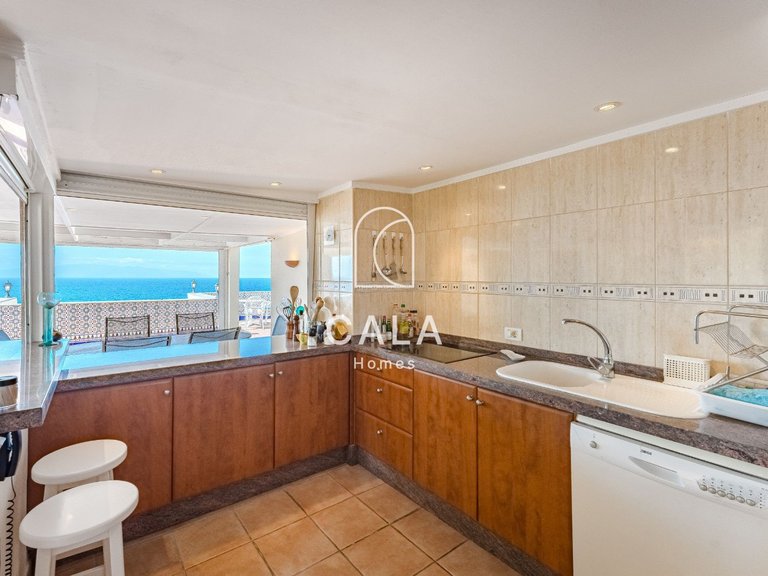 Penthouse for Sale in Callao Salvaje, Tenerife 14