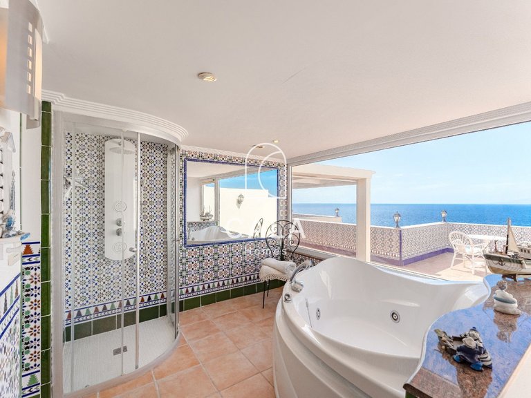 Penthouse for Sale in Callao Salvaje, Tenerife 18
