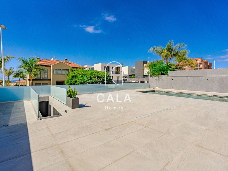 Villa for Sale in Costa Adeje, Tenerife 4