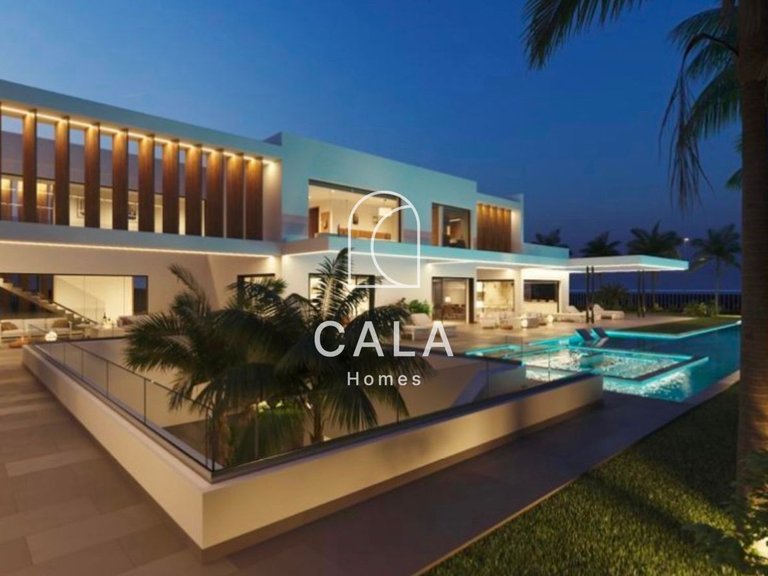 Villa for Sale in La Caleta, Tenerife 3