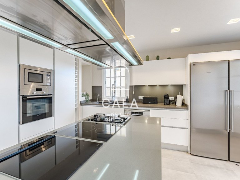 Villa for Sale in Costa Adeje, Tenerife 12