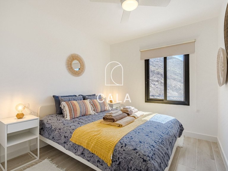 Villa for Sale in Acantilados De Los Gigantes, Tenerife 39