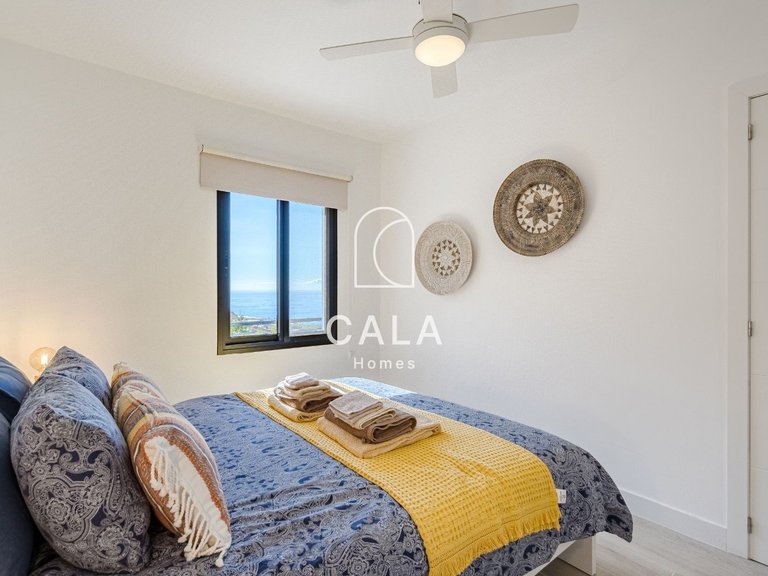 Villa for Sale in Acantilados De Los Gigantes, Tenerife 40