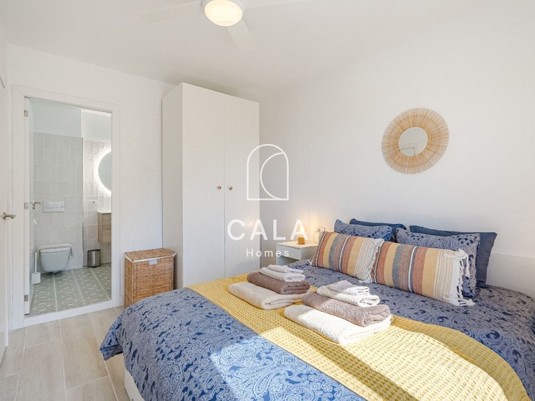 Villa for Sale in Acantilados De Los Gigantes, Tenerife 41