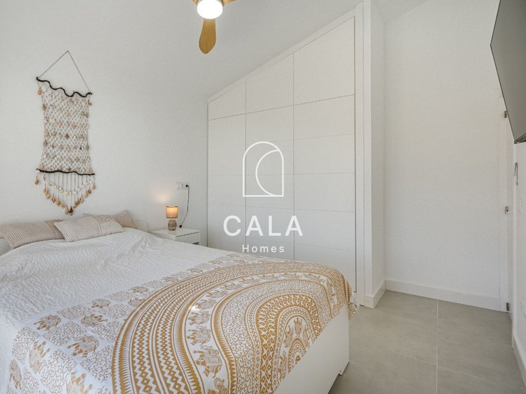 Villa for Sale in Acantilados De Los Gigantes, Tenerife 31