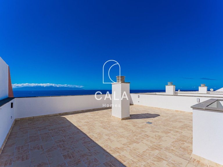 Apartment for Sale in Puerto De Santiago, Tenerife 3