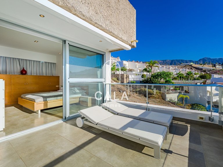 Town House for Sale in La Caleta, Tenerife 2