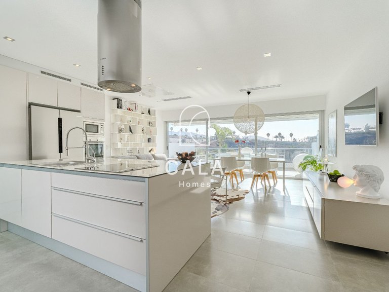 Town House for Sale in La Caleta, Tenerife 12