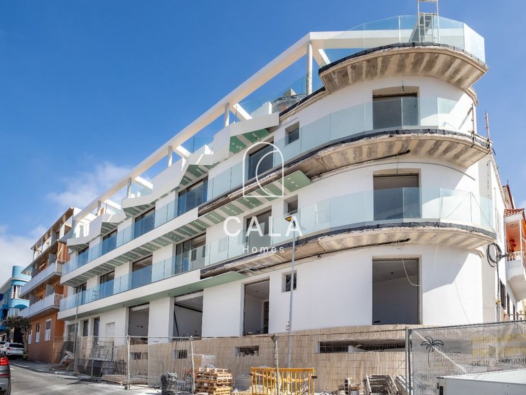 Apartment for Sale in Puerto De Santiago, Tenerife 2