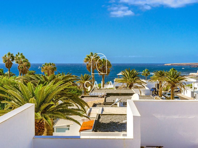 Villa for Sale in Costa Del Silencio, Tenerife 6