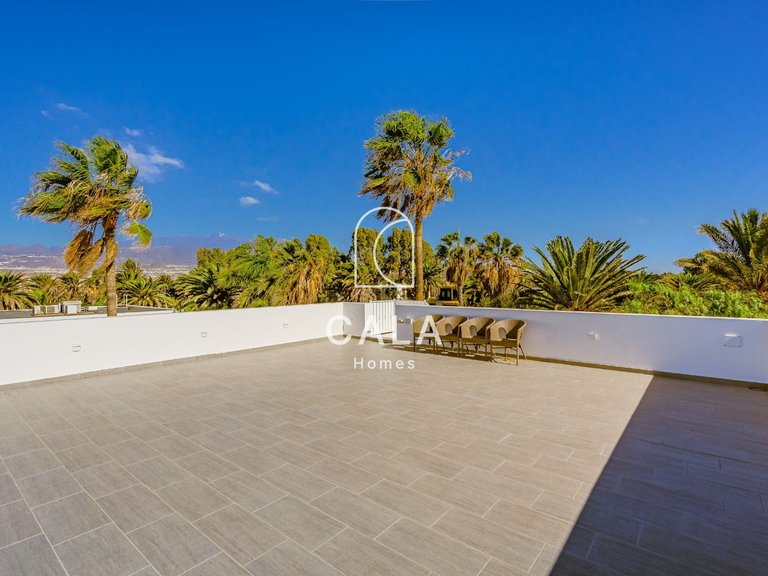 Villa for Sale in Costa Del Silencio, Tenerife 5