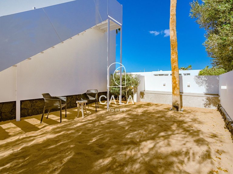 Villa for Sale in Costa Del Silencio, Tenerife 7