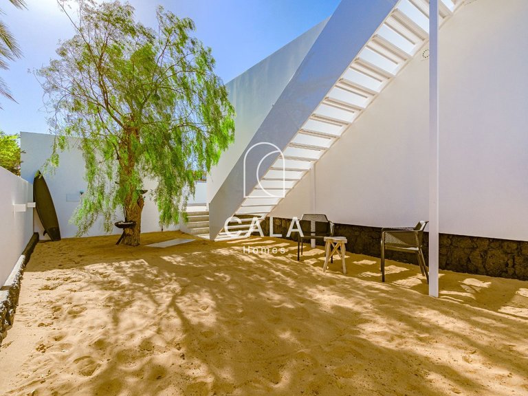 Villa for Sale in Costa Del Silencio, Tenerife 8