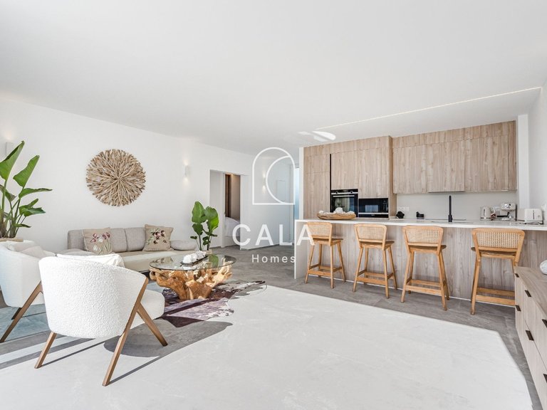 Villa for Sale in Costa Del Silencio, Tenerife 11