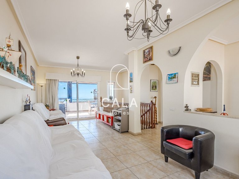 Villa for Sale in Callao Salvaje, Tenerife 4