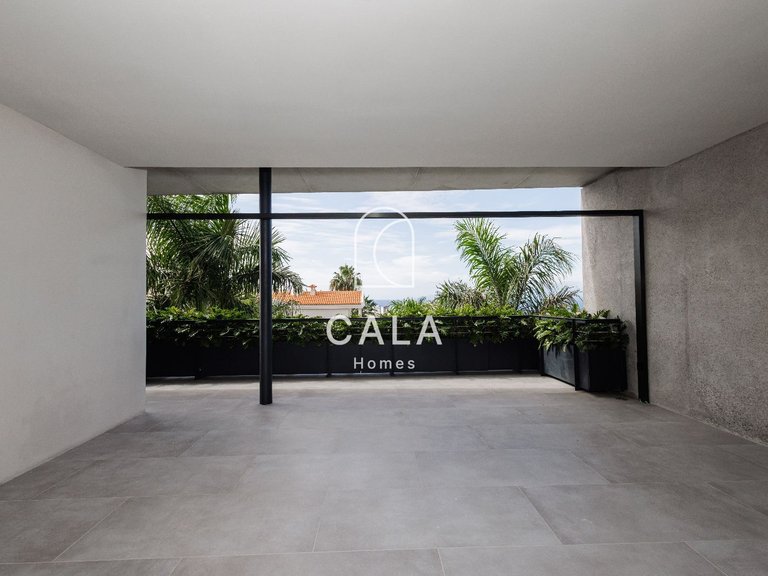 Villa for Sale in Playa Paraíso, Tenerife 40